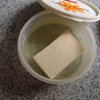 お味噌汁で余った豆腐を此方の方法で保存しておきます
レシピ有難うございます
